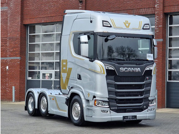 트랙터 유닛 SCANIA S 660 V8
