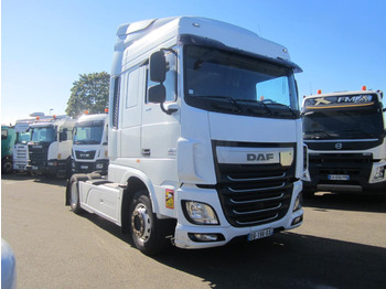 트랙터 유닛 DAF XF 105 460
