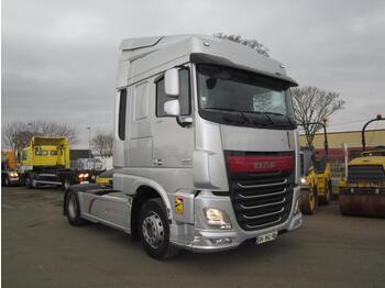 트랙터 유닛 DAF XF 105 460