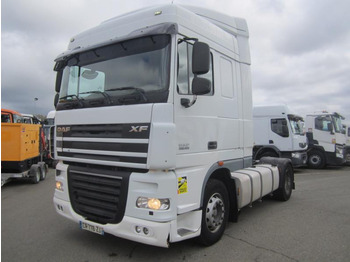 트랙터 유닛 DAF XF 105 460