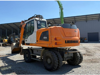 휠 굴삭기 LIEBHERR A 914