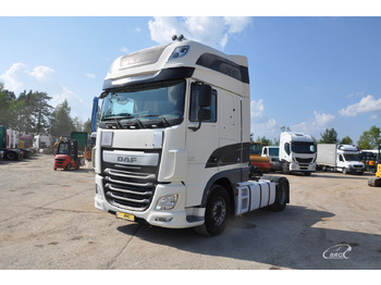 트랙터 유닛 DAF XF 460