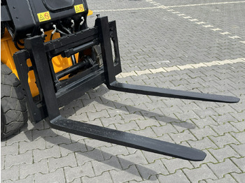 텔레스코픽 핸들러 JCB TLT 35D 4x4 T4 TELESKOP / TELESKOPOWY Ładowarka Teleskopowa : 사진 4 텔레스코픽 핸들러 JCB TLT 35D 4x4 T4 TELESKOP / TELESKOPOWY Ładowarka Teleskopowa : 사진 4