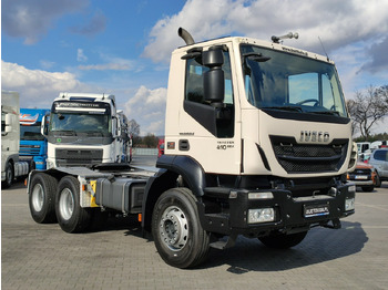 트랙터 유닛 IVECO Trakker
