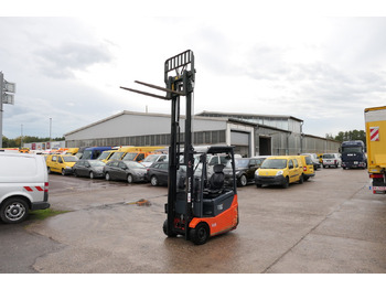 전기 지게차 TOYOTA