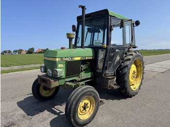 장궤형 트랙터 JOHN DEERE 40 Series