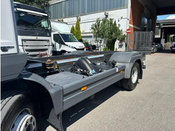 캡 새시 트럭 Mercedes-Benz Atego 13.23 : 사진 5