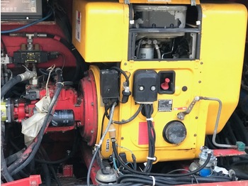 아스팔트 기계 Schaefer KRZS 1000 Asphalt - Bitumen Reparaturzug mit Splittstreuer und Anpresswalzen : 사진 3