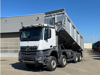 덤프트럭 MERCEDES-BENZ Arocs 4153