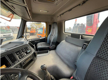 드롭사이드/ 플랫베드 트럭, 크레인 트럭 VOLVO (S) Truck FM 330 4x4 Pritsche Kran Singelreifen Funkfernbedienung : 사진 2
