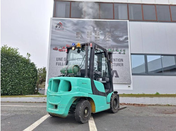 LPG 지게차 Yale GLP35VX : 사진 5