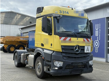 트랙터 유닛 MERCEDES-BENZ Actros 1846
