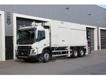 진공 흡입 트럭 VOLVO FMX 500