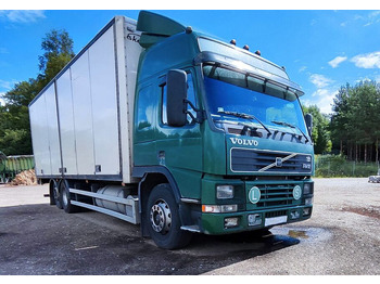 박스 트럭 VOLVO FM12