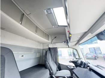 리스  FH 460 4x2 FH 460 4x2, Retarder, Low-Liner, Voll-Luft gefedert FH 460 4x2 FH 460 4x2, Retarder, Low-Liner, Voll-Luft gefedert : 사진 4