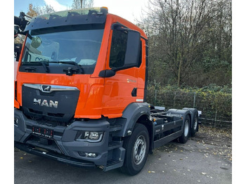 캡 새시 트럭 MAN TGS 26.470 6x2-4 BL CH TGS 26.470 6x2-4 BL CH, Lenk-/Liftachse, NMV : 사진 2 캡 새시 트럭 MAN TGS 26.470 6x2-4 BL CH TGS 26.470 6x2-4 BL CH, Lenk-/Liftachse, NMV : 사진 2