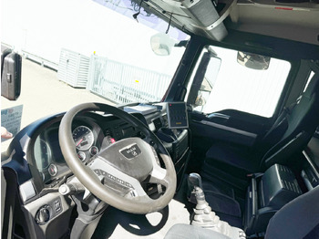 Interior photo 2: 리스 MAN TGS 26.540 6X4 BL TGS 26.540 6X4 BL, Intarder, Kran Epsilon S260L82, Langholz MAN TGS 26.540 6X4 BL TGS 26.540 6X4 BL, Intarder, Kran Epsilon S260L82, Langholz