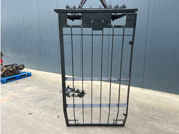 운전실 및 내부 CATERPILLAR