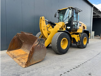 휠 로더 CATERPILLAR 930K