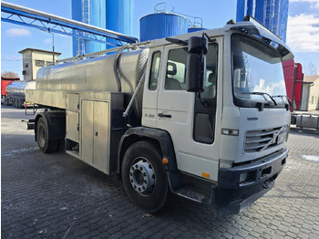 유조트럭 VOLVO FL 220