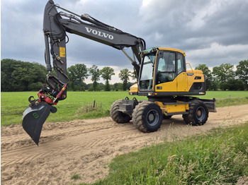 휠 굴삭기 VOLVO EW140D