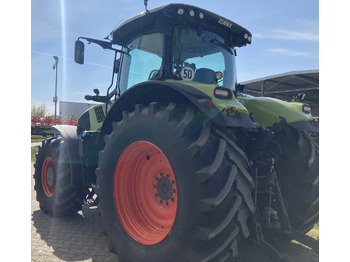 장궤형 트랙터 CLAAS Axion 830