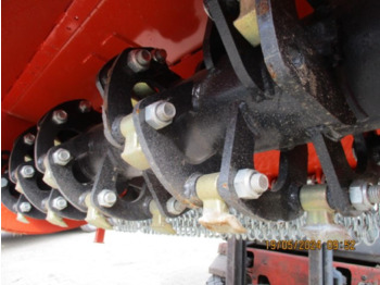 산림 멀칭기 BoXer BM165 : 사진 2 산림 멀칭기 BoXer BM165 : 사진 2