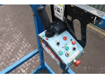 시저 리프트 Haulotte Compact 12RTE Electric, 12m Working Height, 450kg : 사진 4