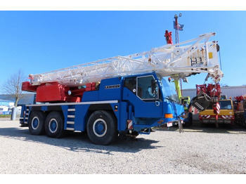 전천후 지형 크레인 Liebherr LTM 1055-1 : 사진 2