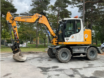 굴착기 LIEBHERR A 910
