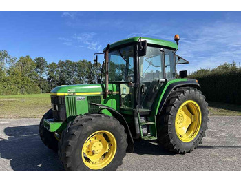 장궤형 트랙터 JOHN DEERE 6210