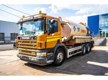 유조트럭 SCANIA 124
