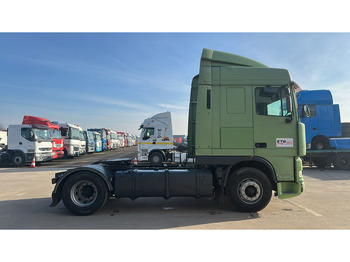 리스 DAF XF 95.430 (EURO 2 / MANUAL PUMP / POMPE MANUELLE / BOITE MANUELLE) DAF XF 95.430 (EURO 2 / MANUAL PUMP / POMPE MANUELLE / BOITE MANUELLE) : 사진 2