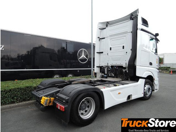 트랙터 유닛 Mercedes-Benz Actros 1845 LS : 사진 4
