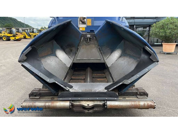 아스팔트 포장기 Vögele SUPER 1800-3i / AB500-3TP1 (2,55 - 5,00 m) : 사진 4 아스팔트 포장기 Vögele SUPER 1800-3i / AB500-3TP1 (2,55 - 5,00 m) : 사진 4