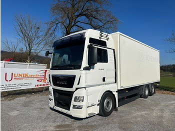박스 트럭 MAN TGX 26.440