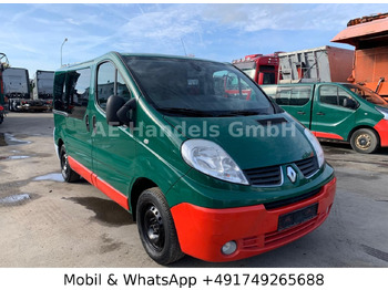 승합차 RENAULT Trafic