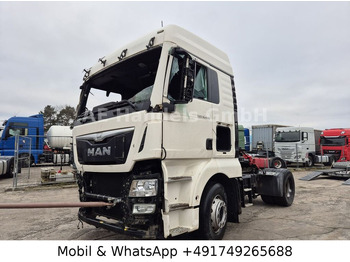 트랙터 유닛 MAN TGX 18.440