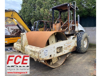 롤러 CATERPILLAR CS563E