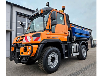 덤프트럭 UNIMOG