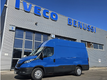 승합차 IVECO Daily 35c18