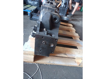 실린더 헤드 농업용 기계 용 Claas Xerion Cat C9 - głowica cylindrów 2134360 213-4360 332-3619 : 사진 5 실린더 헤드 농업용 기계 용 Claas Xerion Cat C9 - głowica cylindrów 2134360 213-4360 332-3619 : 사진 5