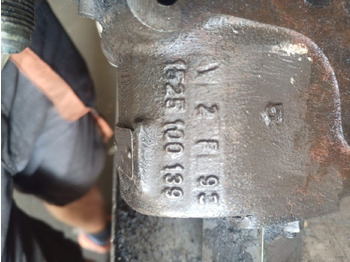 예비 부속 장궤형 트랙터 용 Valtra 6300 Massey Ferguson rozdzielacz podnośnika EHR : 사진 2