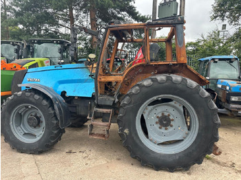 장궤형 트랙터 VALTRA 8000