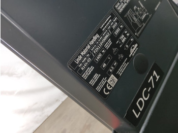 리치 트럭 Linde R14X-03 : 사진 2