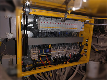 드릴링 리그 2013 ATLAS COPCO BOLTEC MD : 사진 3