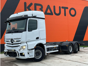 캡 새시 트럭 MERCEDES-BENZ Actros 2553