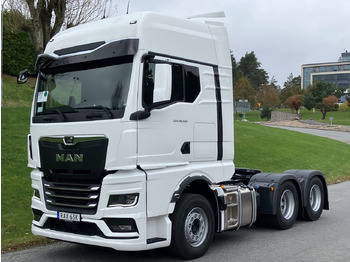 트랙터 유닛 MAN TGX 28.520 6X2 Boggiedragbil : 사진 2