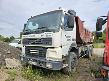 덤프트럭 VOLVO FM12
