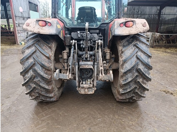 장궤형 트랙터 MASSEY FERGUSON 5711M : 사진 3